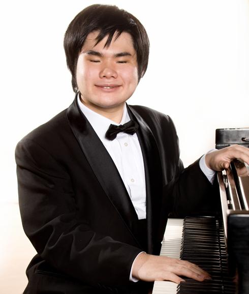 Nobu, la historia del pianista ciego | El Correo